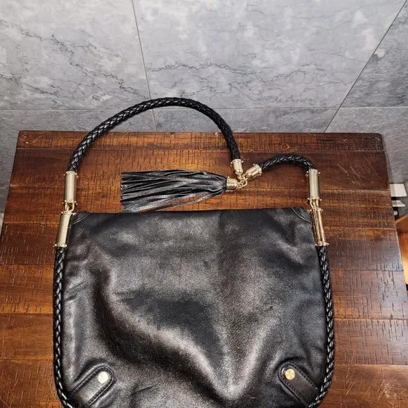 Authentic Vintage Gucci Black Leather Britt Tassel Bag - Picture 3 of 12